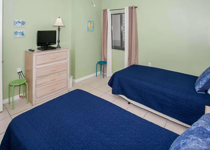 Tropical Winds 402 Holiday home *