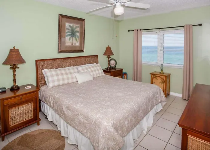 Tropical Winds 402 Holiday home *