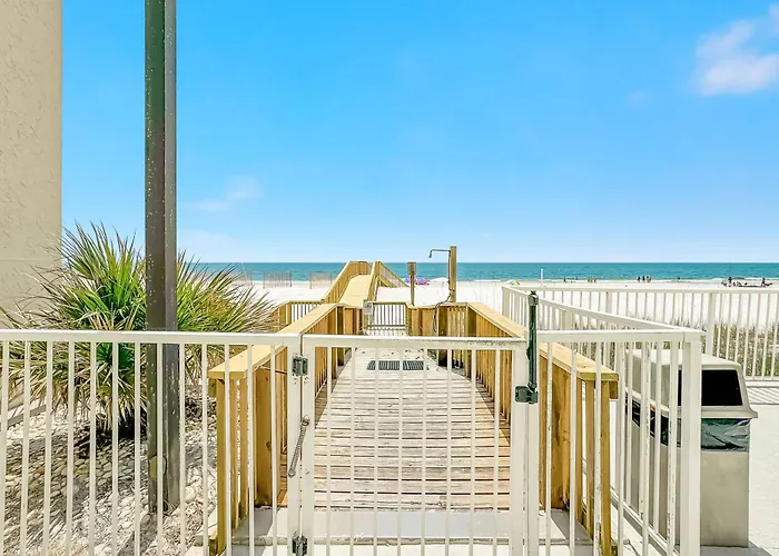Holiday home Tropical Winds 402